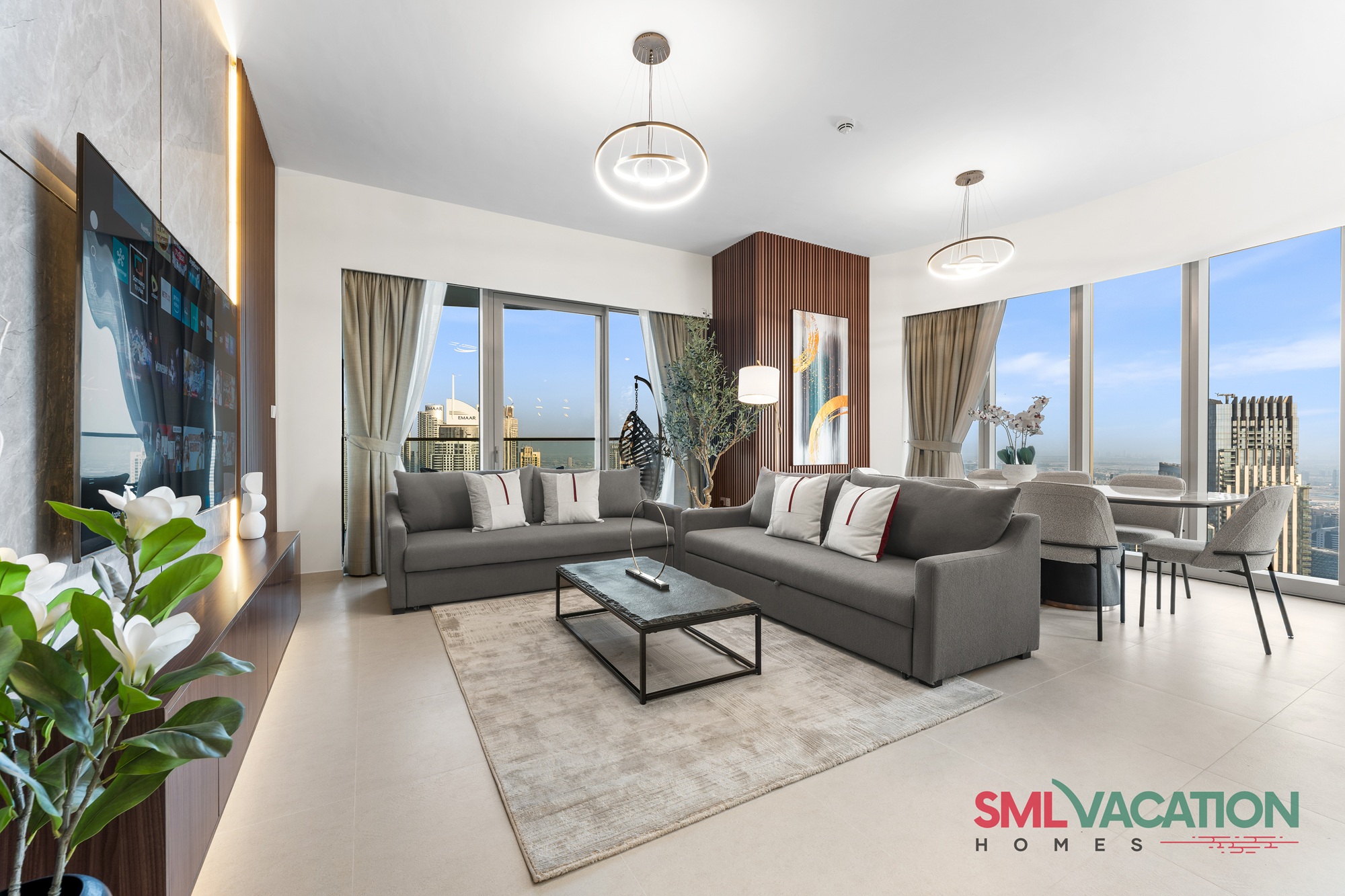 Picture of Sky High 3 Bedroom Apartments with Burj Khalifa & Dubai Fountain Views